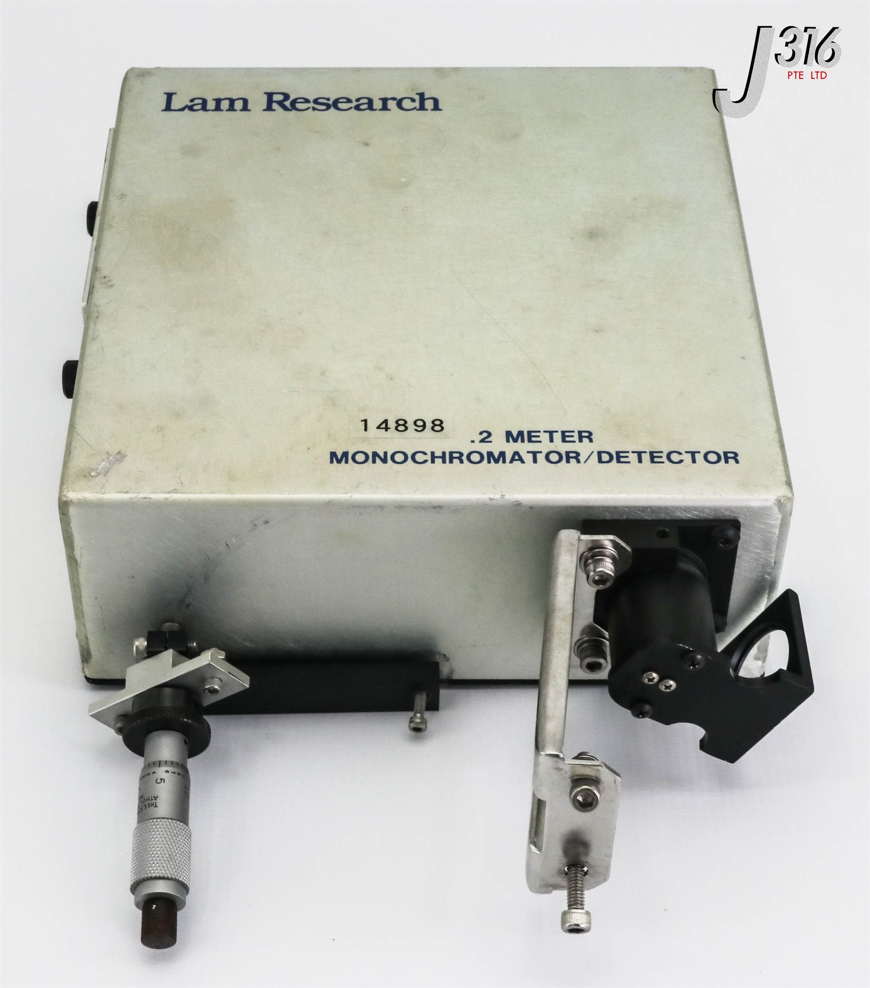 14898 LAM RESEARCH .2 METER MONOCHROMATOR / DETECTOR EP200MMC